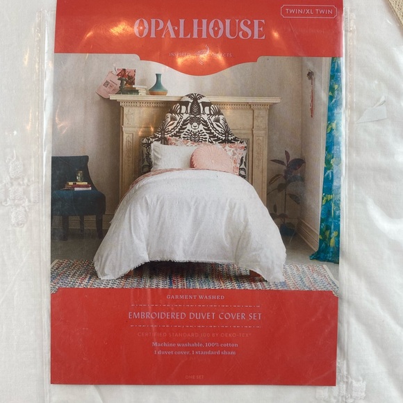 Opalhouse Bedding New Opalhouse Twin White Washed Embroidered Duvet